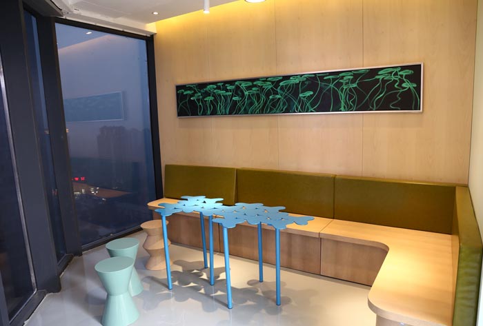 傳媒公司辦公室休息區(qū)域裝修設(shè)計(jì)效果圖