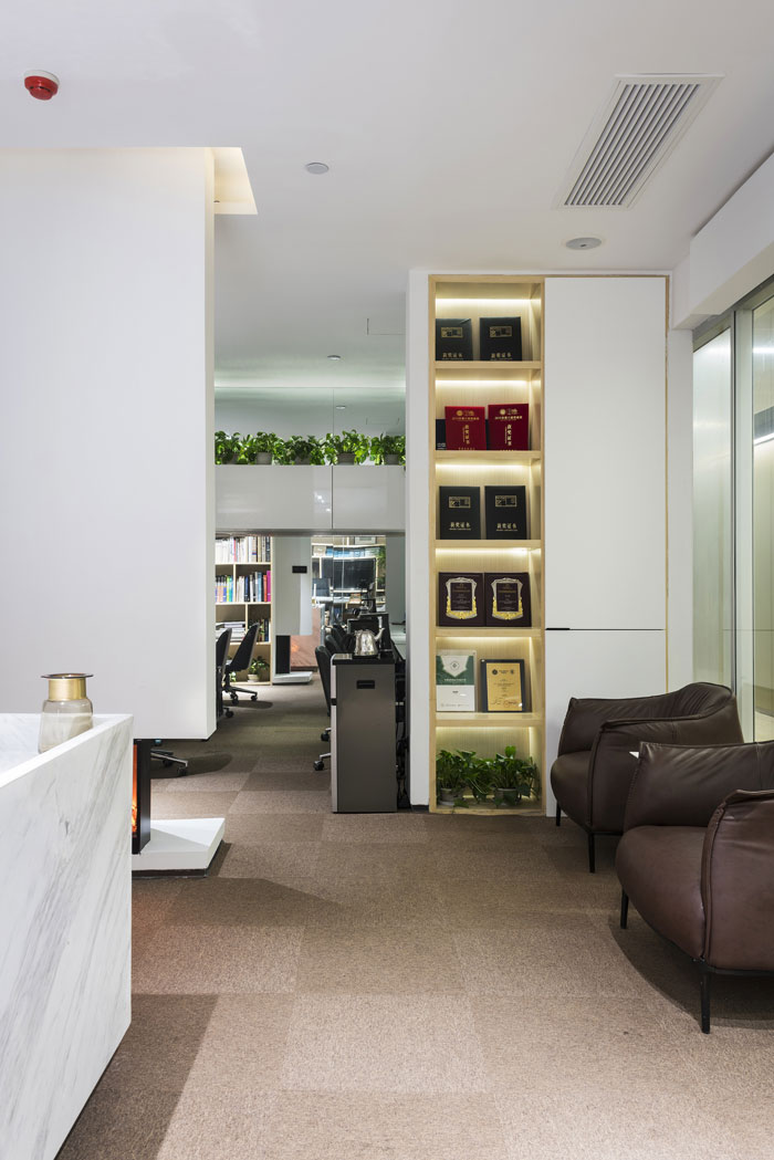 設計公司辦公室接待區裝修效果圖